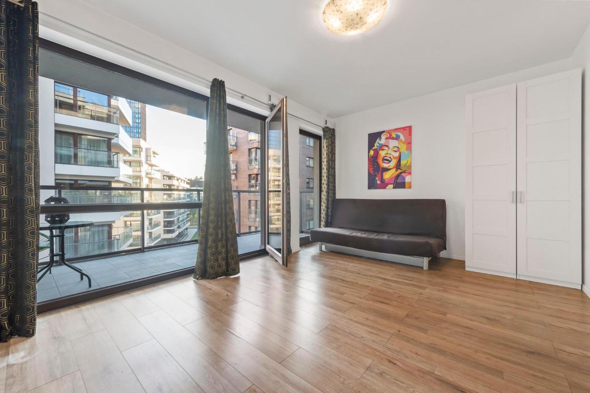 Lovely Studio. Good Location. * Warszawa